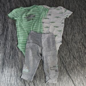 Carter's Alligator Outfit Set